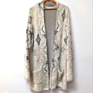 Knox Rose Super Soft Long Aztec Print Eyelash Open Cardigan With Pockets